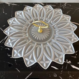 Federal Glass Co. Rare Frosted Petal Serving 10” Plate Gold Hardware Holiday